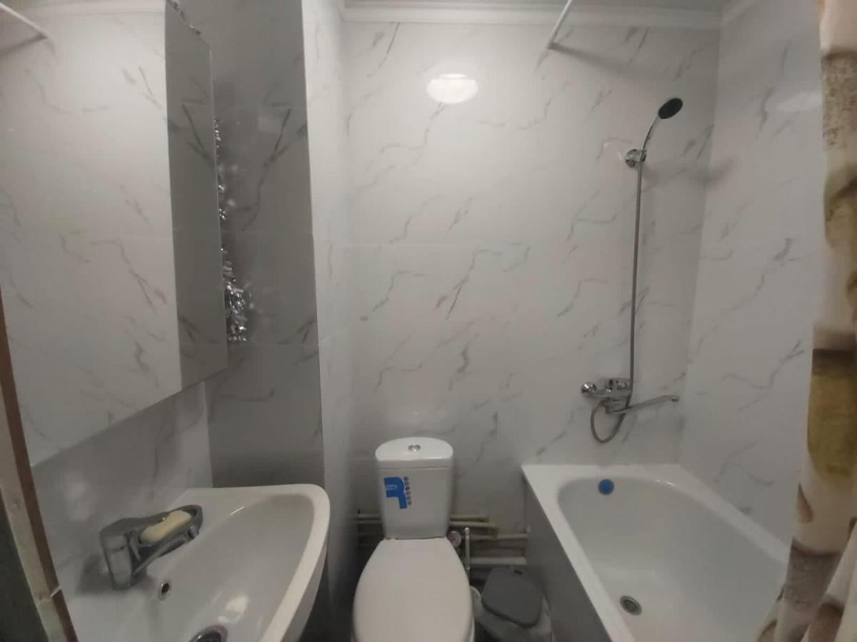 Отличная Квартира Со Всеми Удобствами. Almatî Exterior foto